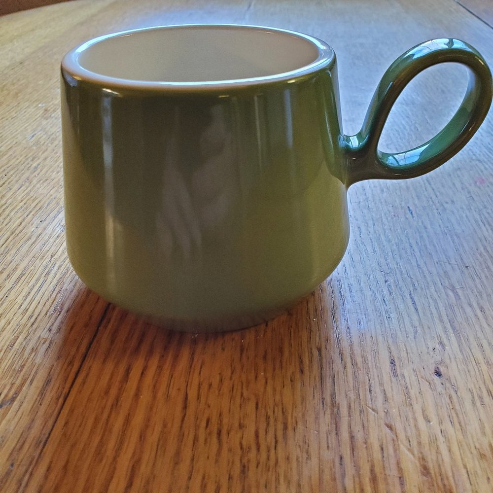 Pier 1 Imports Green Mug - Retro/Vintage Look - Offset Handle (10oz)